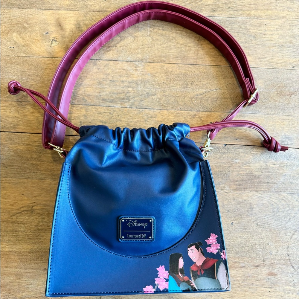 Disney Loungefly mulan castle cinch cross body bag
